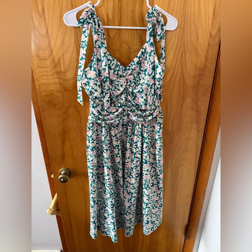 Floral Sleeveless Dress - Green and Pink